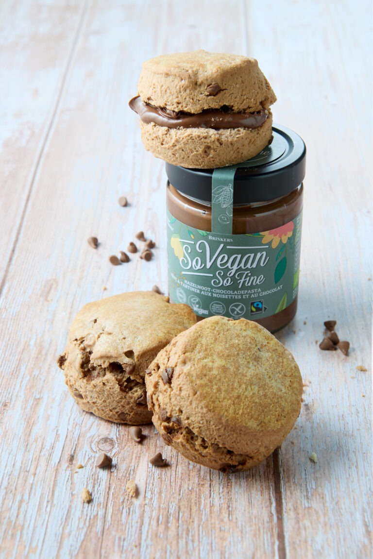 Chocolate chip scones met hazelnootpasta