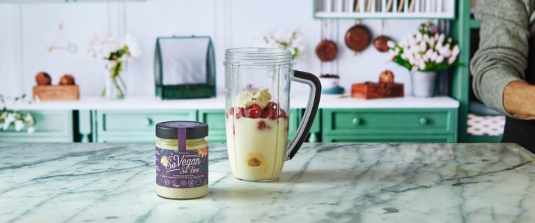 Aardbei-banaan-framboos smoothie