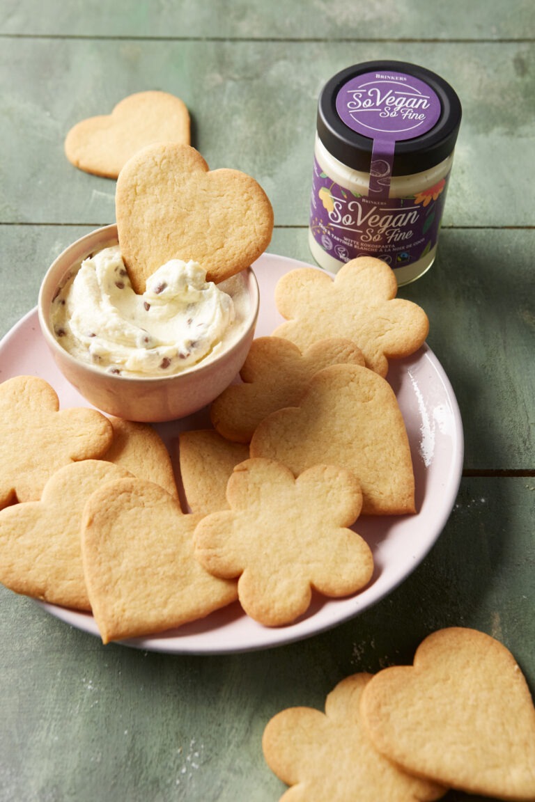 Chocolate Chip Cheesecake Dip